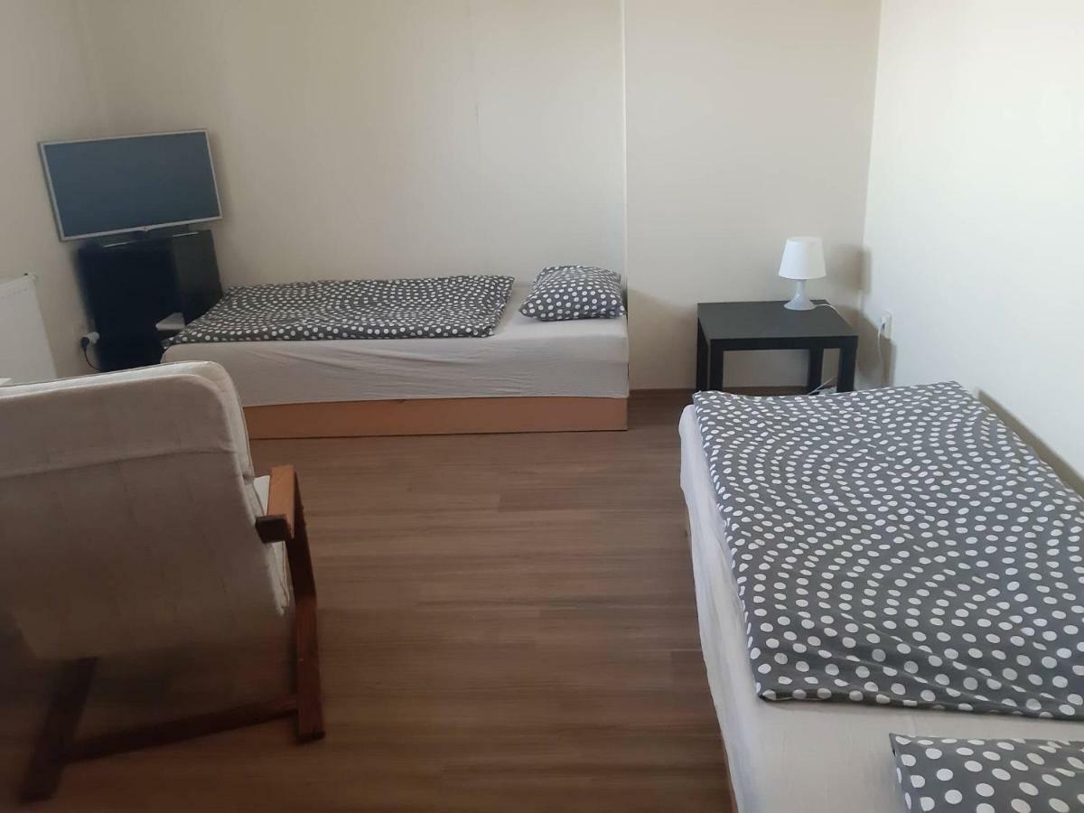 Penzion V Zatacce Plzen Bagian luar foto